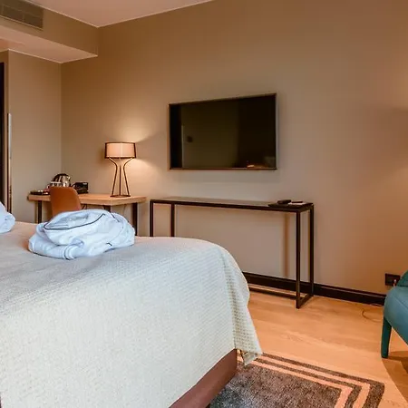 Clarion Aviapolis Hotell 4*