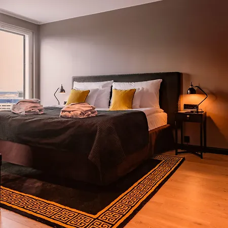 Hotel Clarion Aviapolis 4*