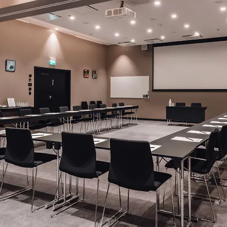 Clarion Aviapolis Hotelli Vantaa