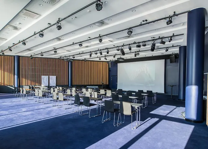 Clarion Aviapolis 4*