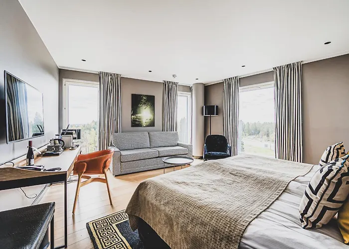 Clarion Aviapolis 4*